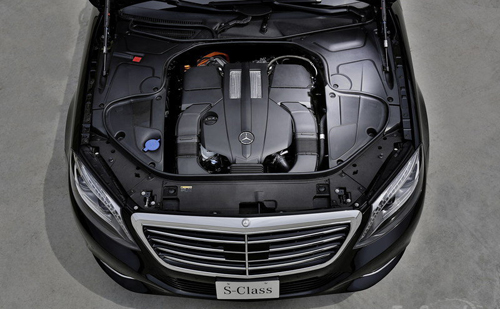 mercedes-s500-plug-i-8-800x0w.jpg