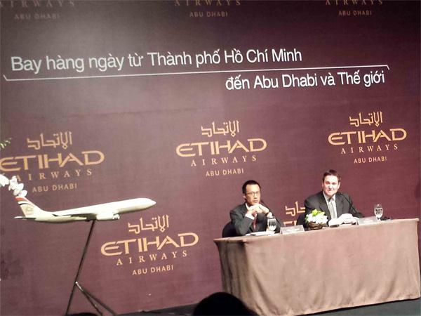 Etihad Airways khai trương đường bay TP.HCM - Abu Dhabi