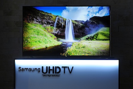 Samsung UHD F9000 vừa được bán ra thị trường với hai modelmodel 55 inch và model 65 inch.