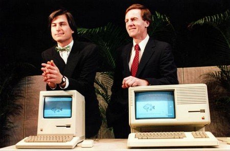Cựu CEO nổi tiếng Apple khen Tim Cook đang làm công việc tuyệt vời
