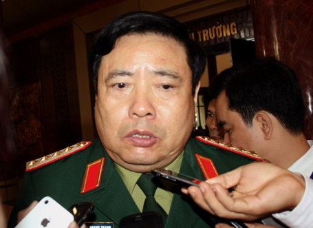 Bộ trưởng Phùng Quang Thanh: “Xử lý hình sự nhà ngoại cảm lừa đảo”