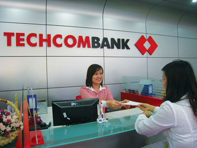 Vietnam Airlines thoái toàn bộ vốn tại Techcombank