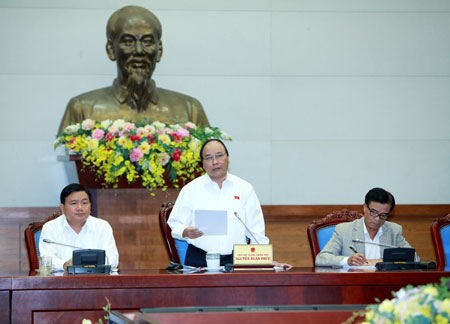 “Tước quân tịch cán bộ cảnh sát giao thông bắn nhau”