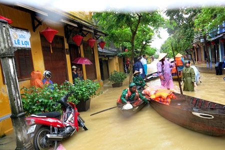 Cập nhật tin lũ lụt tại miền Trung - Tây Nguyên