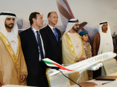Emirates xuống tiền cho hợp đồng mua máy bay khủng