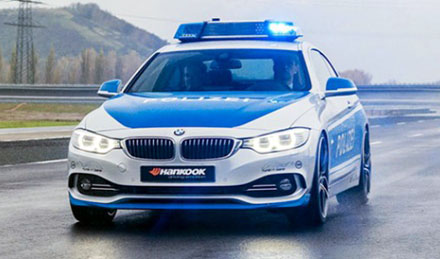 Cảnh sát Đức dùng xế độ của BMW
