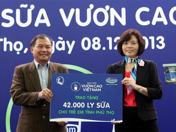Quỹ Sữa Vươn cao Việt Nam đã trao hơn 20 triệu ly sữa