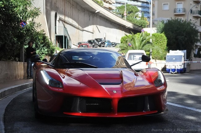 LaFerrari xuất hiện trên đường phố Monaco 3