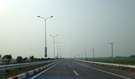con đường đã sẵn sàng cho lưu thông