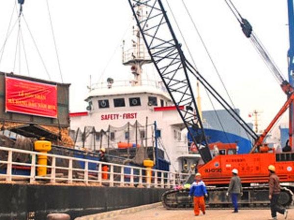 Nghệ An: Cảng Nghệ Tĩnh đón mã hàng đầu năm 2014