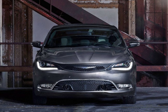 Chrysler 200 phiên bản 2015 lộ diện đầy đủ 1
