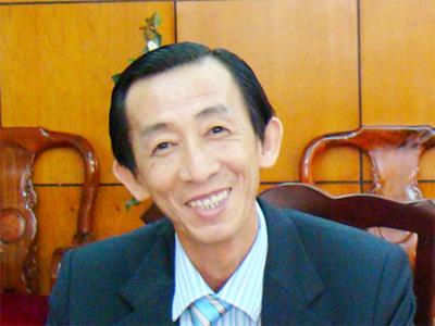  PGS - TS Trần Hoàng Ngân, Ủy viên Ủy ban Kinh tế của Quốc hội