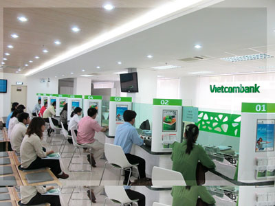 Khách hàng kêu ca nhiều về phí và dịch vụ của Vietcombank.