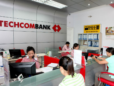 Techcombank nâng cao chất lượng tín dụng, mở rộng mạng lưới.