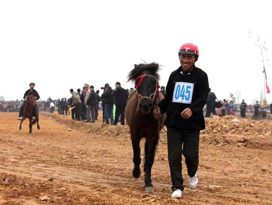 lễ hội đua ngựa truyền thống của người Mông tại Bắc, Hà Lào Cai, ảnh 12