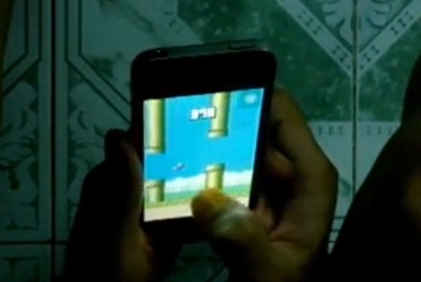 Người Việt chơi game Flappy Bird vượt 1.000 điểm