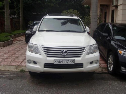 Khám phá dàn Lexus biển số độc của đại gia Ninh Bình, ảnh 1