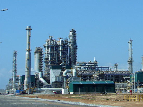 Chi 1.400 tỷ đồng bảo dưỡng Nhà máy Lọc dầu Dung Quất