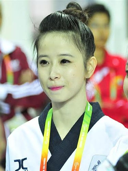 Hoa hậu Thể thao Việt Nam 2007 Trần Thị Quỳnh vốn là một nữ VĐV bóng chuyền