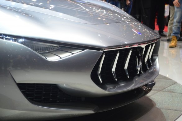Maserati ra mẫu đặc biệt kỷ niệm 100 năm thành lập 7