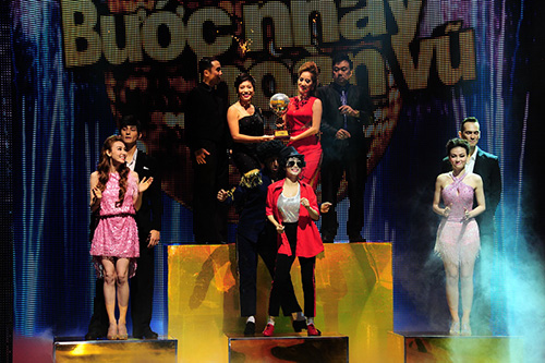 Thu Thủy và Ngân Khánh cùng đăng quang Bước nhảy Hoàn vũ 2014