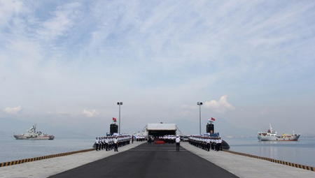 Toàn cảnh buổi tổng duyệt Lễ thượng cờ cấp quốc gia cho 2 tàu ngầm đầu tiên của Hải quân Việt Nam