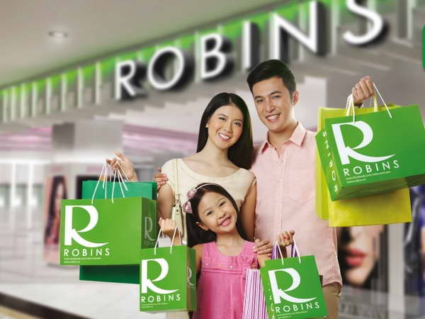 Robins Vincom Royal City khuyến mại tới 50%