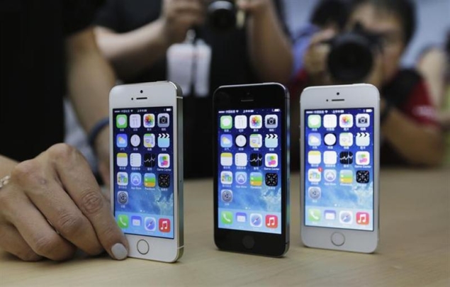 iPhone 6 sắp ra, Apple đại hạ giá iPhone 5 và 5s