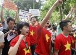 Người dân Hà Nội tuần hành phản đối Trung Quốc