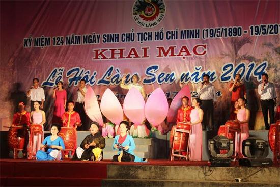 Khai mạc Lễ hội Làng Sen kỷ niệm 124 năm ngày sinh Chủ tịch Hồ Chí Minh, ảnh 3