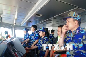 Tàu Việt Nam tiếp cận giàn khoan Trung Quốc ở bán kính 5-6 hải lý