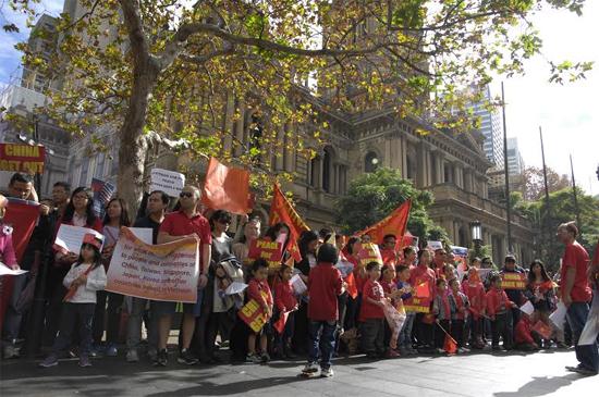 Du học sinh Việt Nam tại Sydney biểu tình phản đối Trung Quốc xâm phạm lãnh hải - ảnh 6