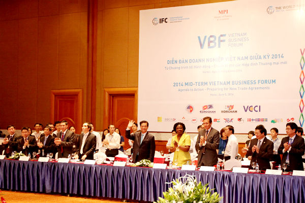 Khai cuộc VBF 2014: Niềm tin kinh doanh trước sóng biển Đông