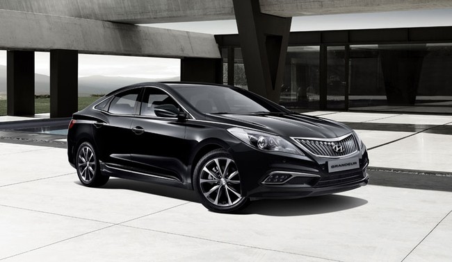 Hyundai Azera 2022 models and trims prices and specifications in Saudi  Arabia  Autopediame
