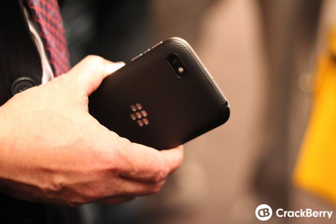 BlackBerry, hai mẫu máy mới,  John Chen, BlackBerry Passport, Classic