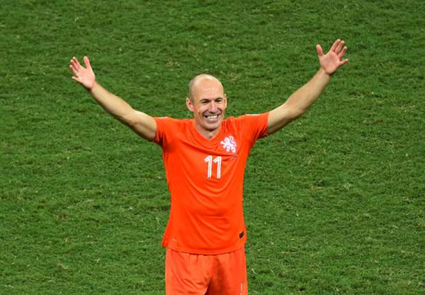 Arjen Robben: Làm ơn, đừng chửi tôi nữa!