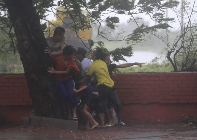 Hình ảnh bão thần sấm Rammasun tàn phá Philippines, ảnh 3