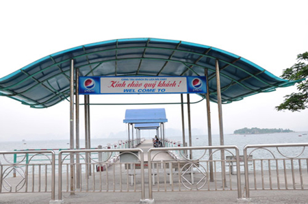 Ứng phó bão Rammasun, Quảng Ninh cấm tàu ra Vịnh Hạ Long