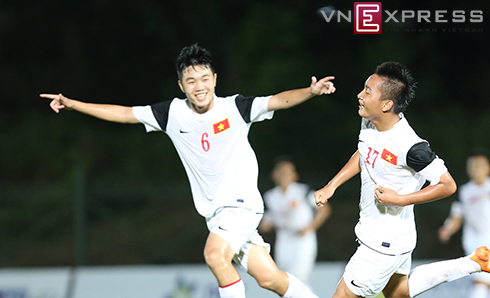 Thắng Campuchia 3- 0, U19 Việt Nam đối đầu U19 Thái Lan ở bán kết