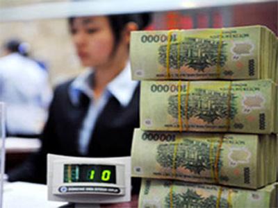 Tín dụng dồn ứ chảy vào đâu?