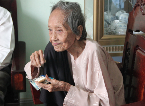 Cụ bà lớn tuổi nhất châu Á. Ảnh: B.T.C