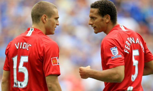 MU đang thiếu những trung vệ đẳng cấp như Rio Ferdinand và Vidic