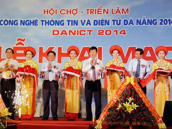 Khai mạc Hội chợ triển lãm CNTT và điện tử Đà Nẵng 2014