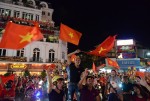 Thủ Đô vỡ òa niềm vui chiến thắng của U19 Việt Nam