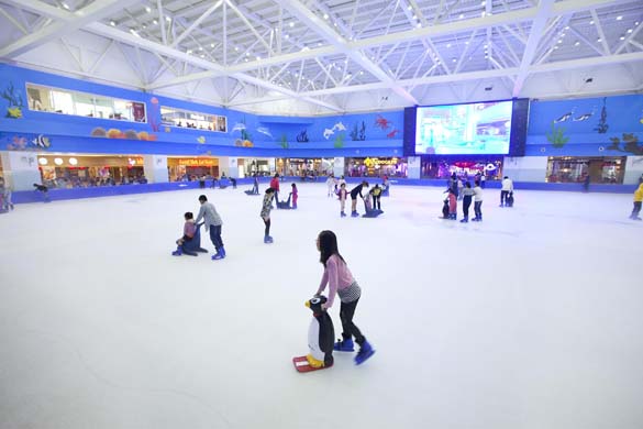 Vinpearlland Ice Rink Hạ Long