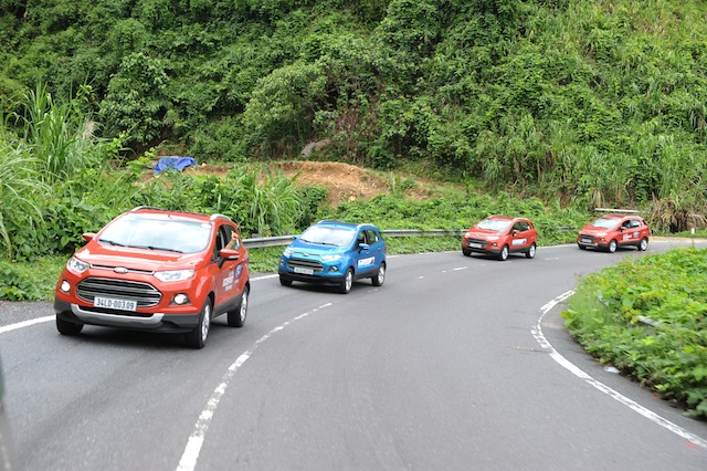 Ford EcoSport: Chạy mới mê