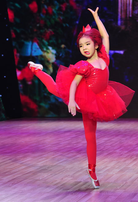 Dạy nhảy Dancesport cho trẻ em: Lợi ích, độ tuổi phù hợp & lưu ý