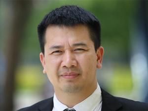 Ông Nguyễn Bá Hùng, Chủ tịch HĐQT, kiêm Tổng giám đốc Tập đoàn Nhựa Đông Á