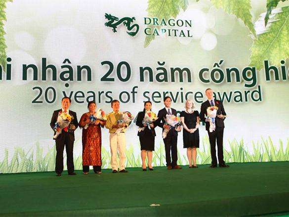 Dragon Capital cũng tri ân những thành viên đã đóng góp công sức trong 20 năm qua