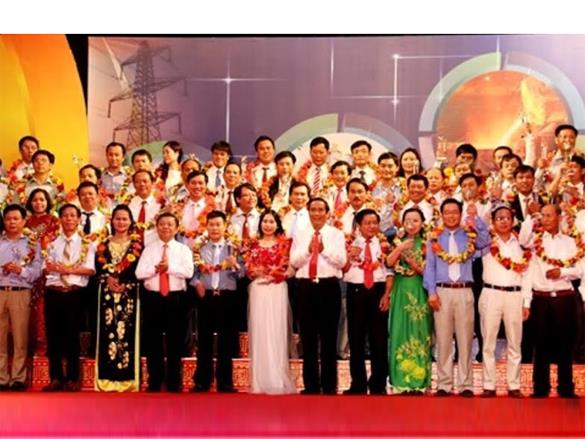 Hà Tĩnh: Tôn vinh doanh nghiệp, doanh nhân tiêu biểu 2014